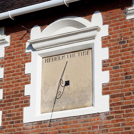 Catton Old Hall NWI Exterior foto